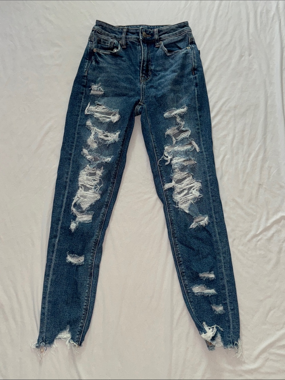 NWOT AEO Dark Blue Distressed Women's Denim Jeans
